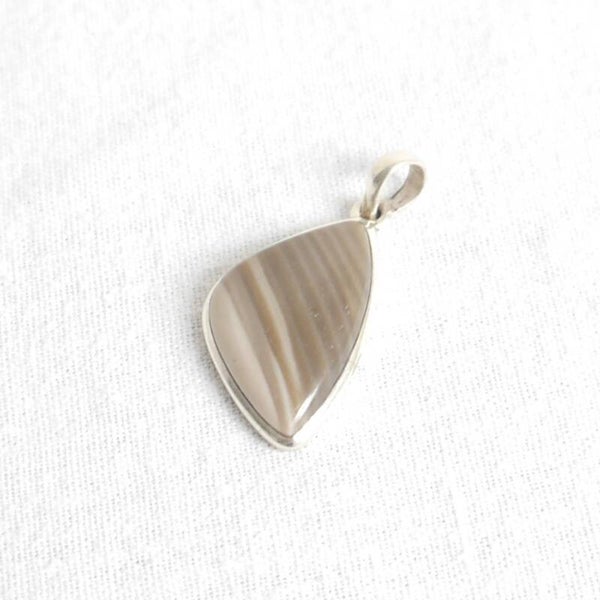 Vuursteen bedel 925 zilver