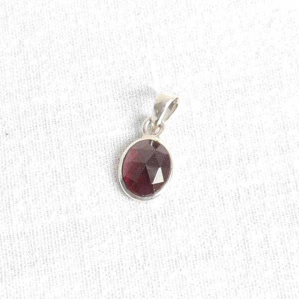Granaat bedel 925 zilver
