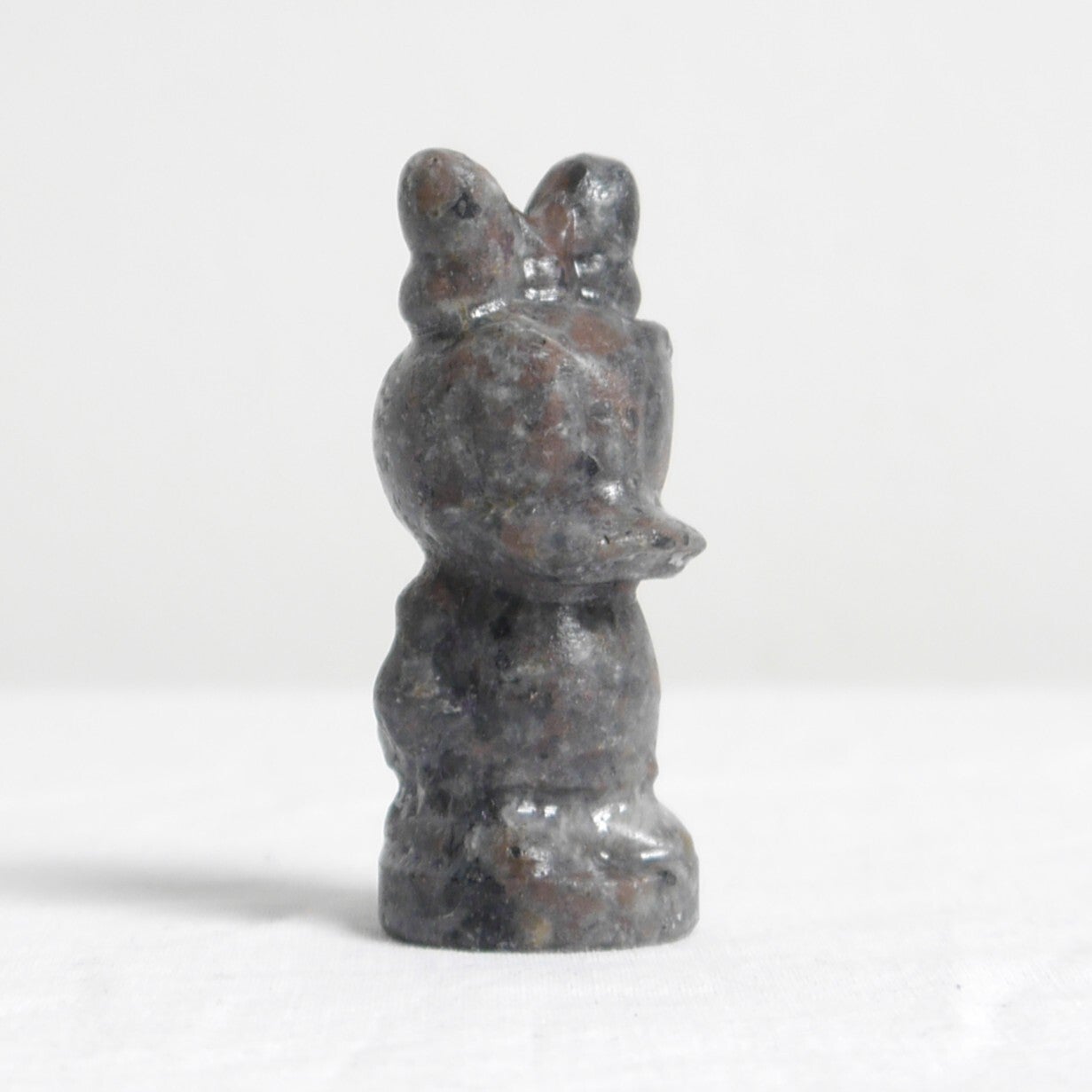 Syeniet sodaliet 'Yooperlite' Katrien Duck