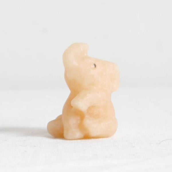 Gele calciet olifant