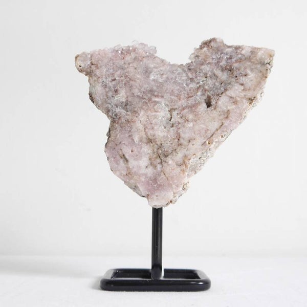Roze amethist op standaard