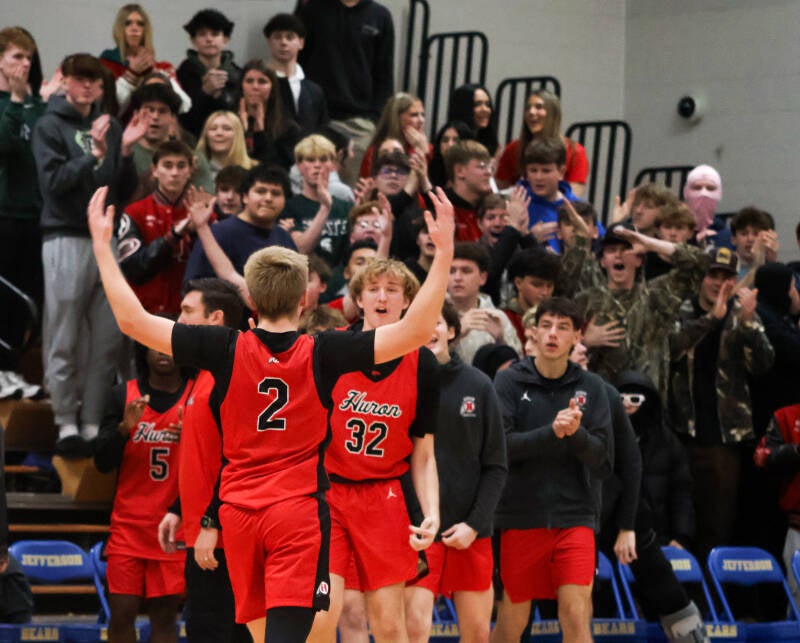 Huron basketball