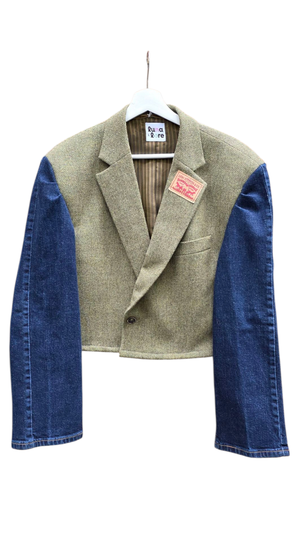 Short Levis blazer