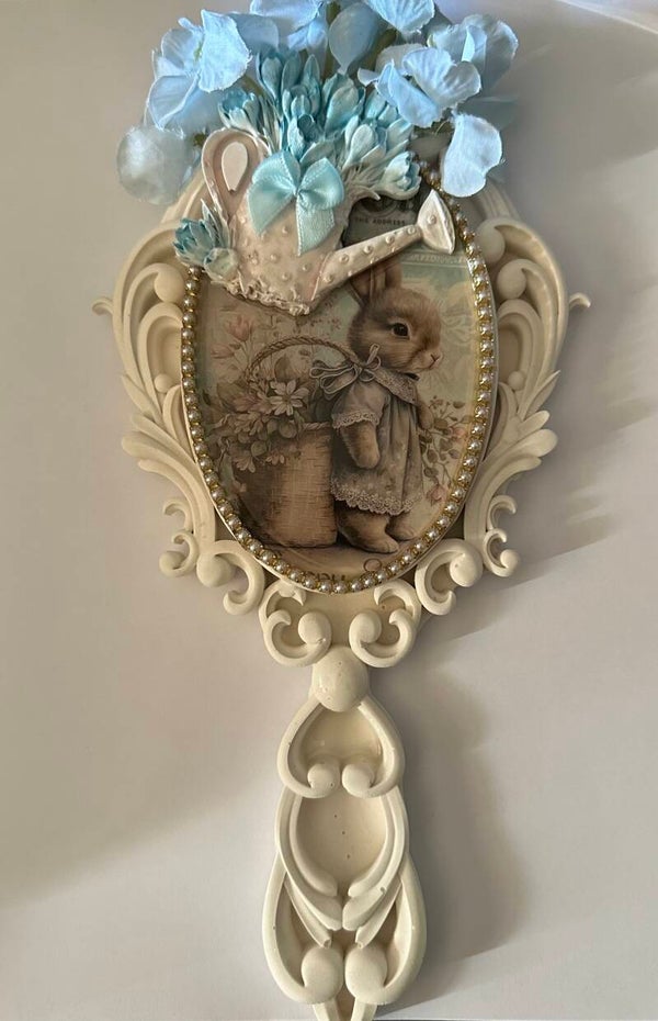 “Élégant Miroir à Main Fait Main – Style Vintage et Poétique”