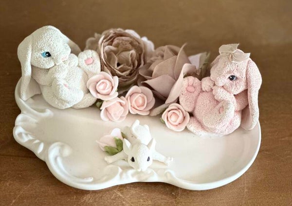 Plateau décoratif tendresse – Lapins et fleurs