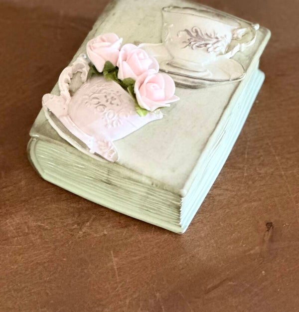 Boîte écrin “Tea Time Secret” – Faux livre décoratif