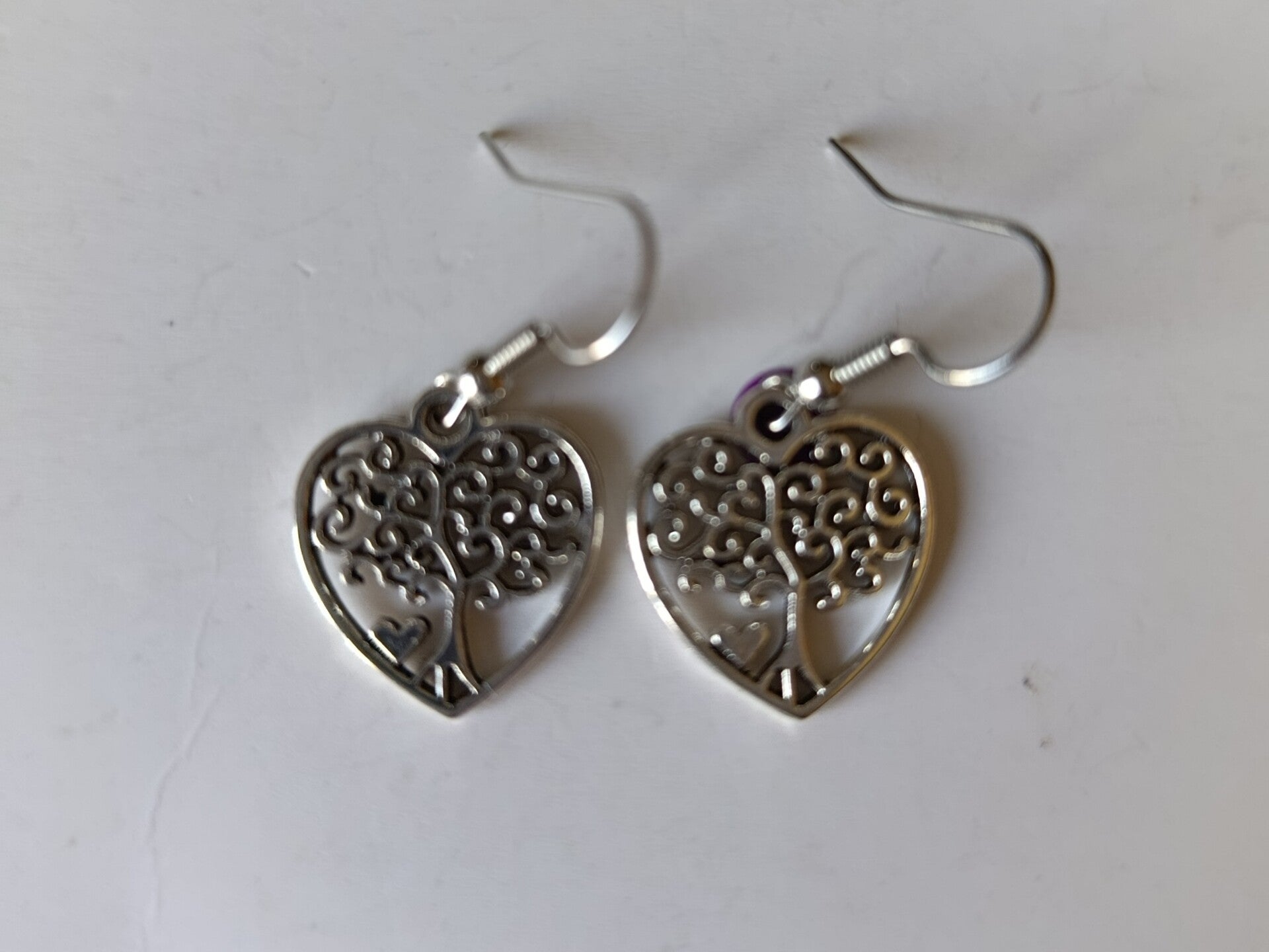 PD-REF06029-(5.00€)- Une Paire BO à Crochet - Thème Coeur Arbre de vie Argenté