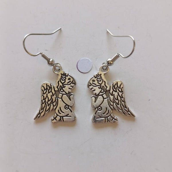 PD-REF06069-(6.00€)- Une Paire BO à Crochet - Thème Ange Argenté