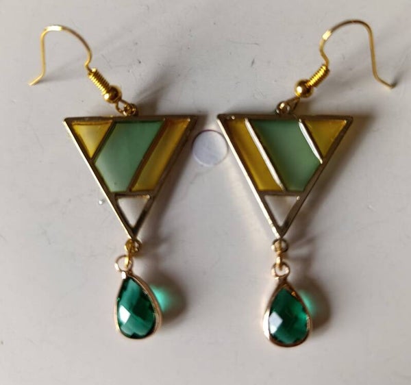 PD-REF08026-(12.00€)- Une Paire BO à Crochet - Thème Triangle Vert Translucide - Goutte Suspendue (Verte)