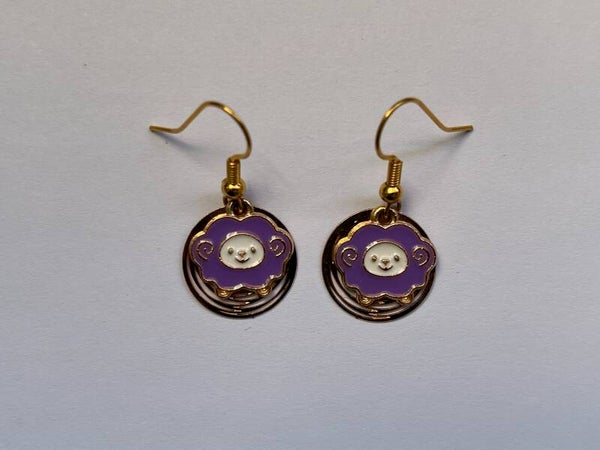 PD-REF08028-(8.50€)- Une Paire BO à Crochet - Thème Animal Mouton (Violet) - Support Stratifié