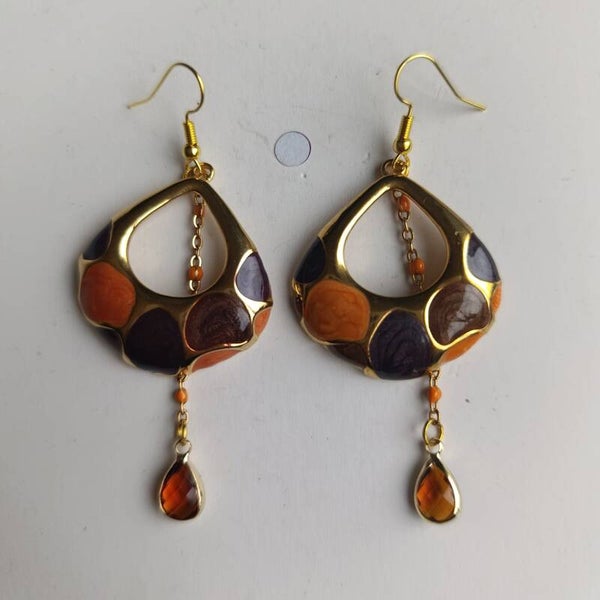 PE-REF08082-(15.00€)- Une Paire BO à Crochet - Thème Goutte (Marron-Orange) - Perles Orange et Pierre Marron sur Chaine Verticale