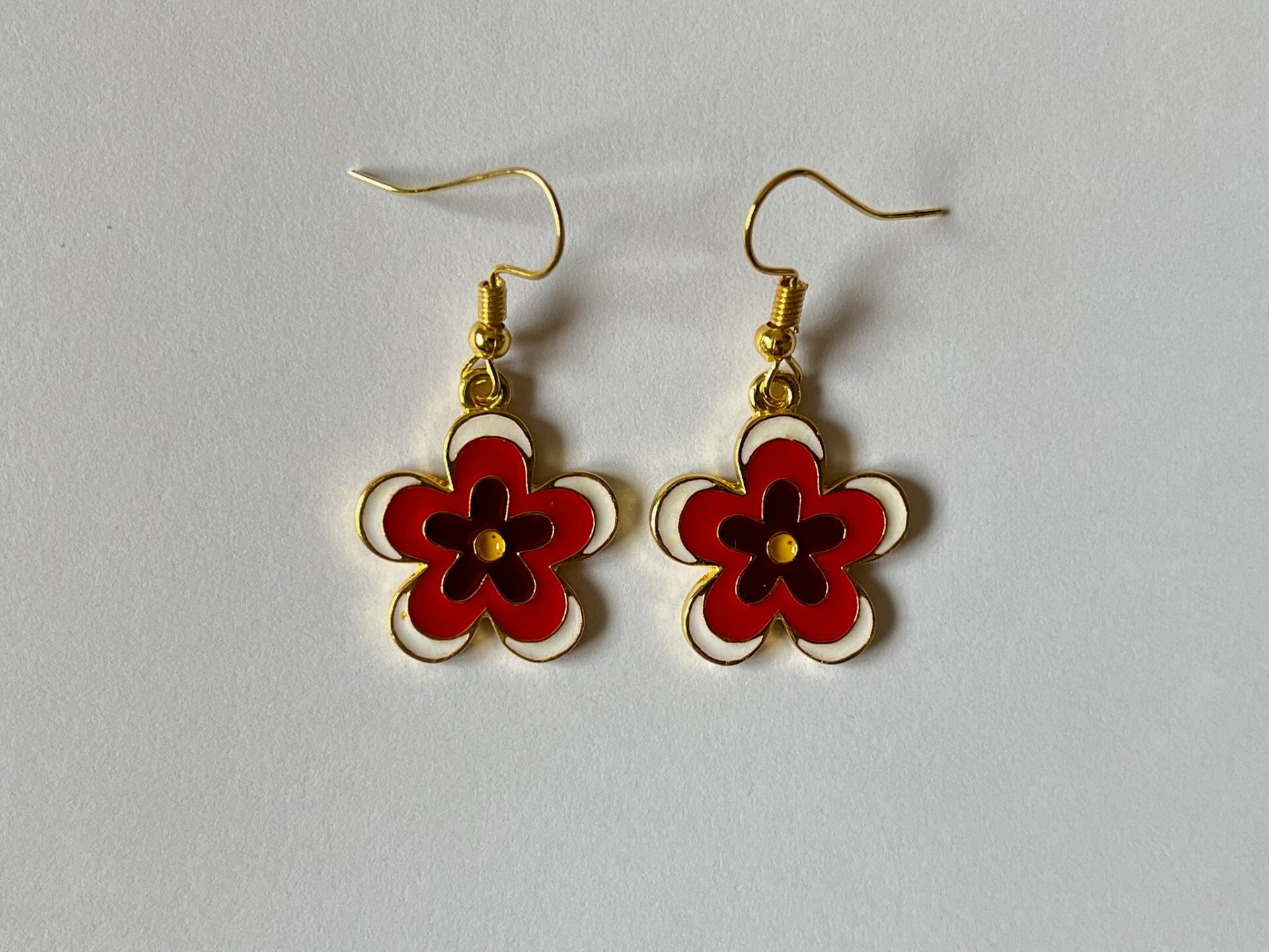 PD-REF8017-(7.00€)- Une Paire BO à Crochet - Thème Fleur Multicolore