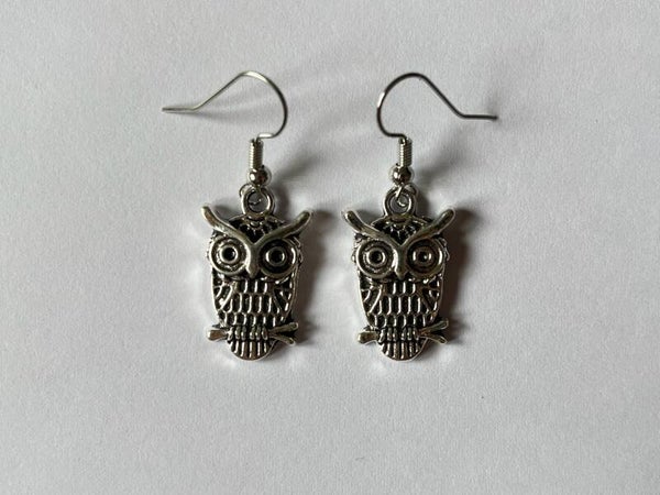 PD-REF5025-(5.00€)- Une Paire BO à Crochet - Thème Animal Hibou (Argenté)