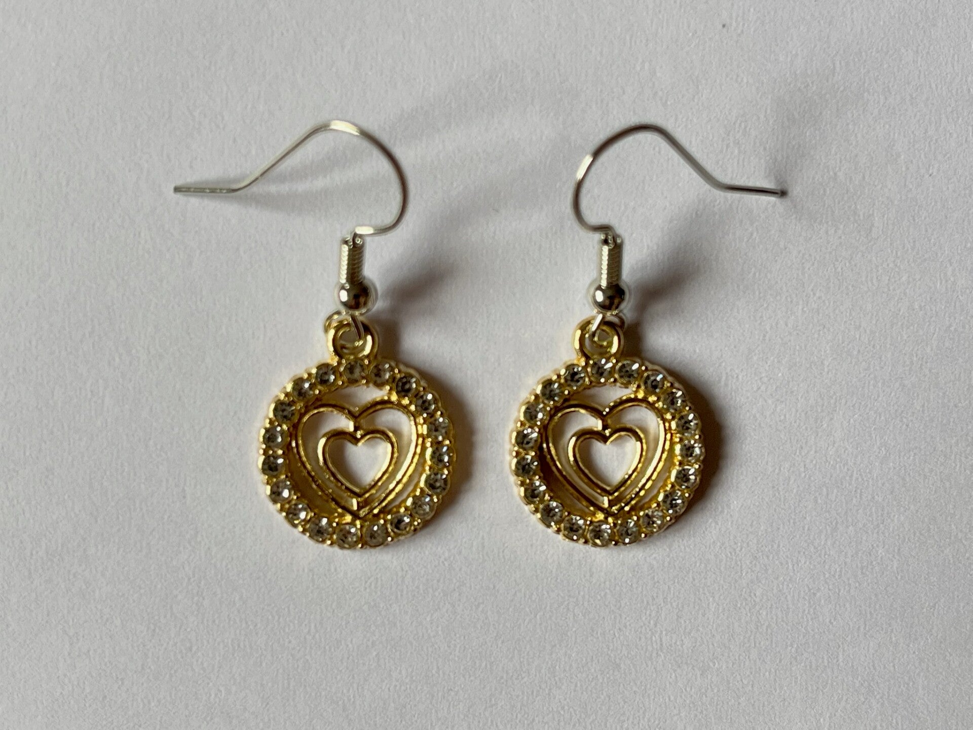 PD-REF6006-(6.00€)- Une Paire BO à Crochet - Thème Rond - Interieur Percé - Contour Strass Argenté