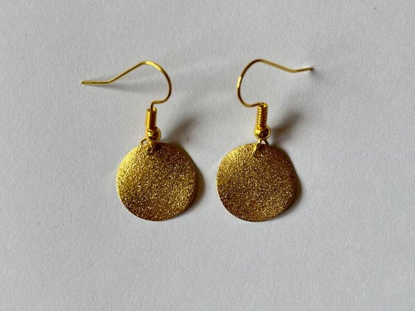 PD-REF7012-(6.00€)- Une Paire BO à Crochet - Thème Rond (Doré) - Forme Ondulée