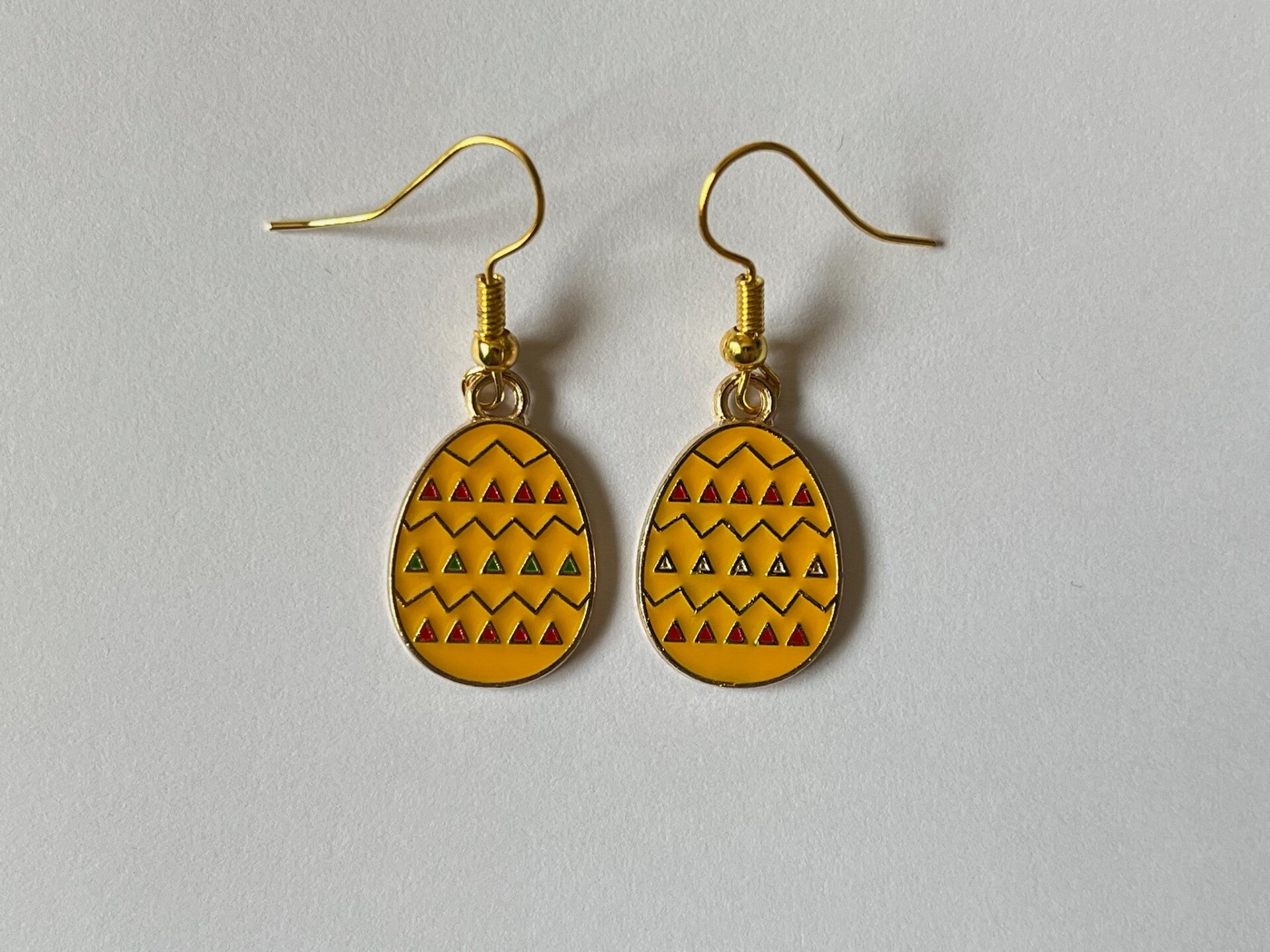 PD-REF8025-(7.50€)- Une Paire BO à Crochet - Thème Goutte Jaune Motif Noel
