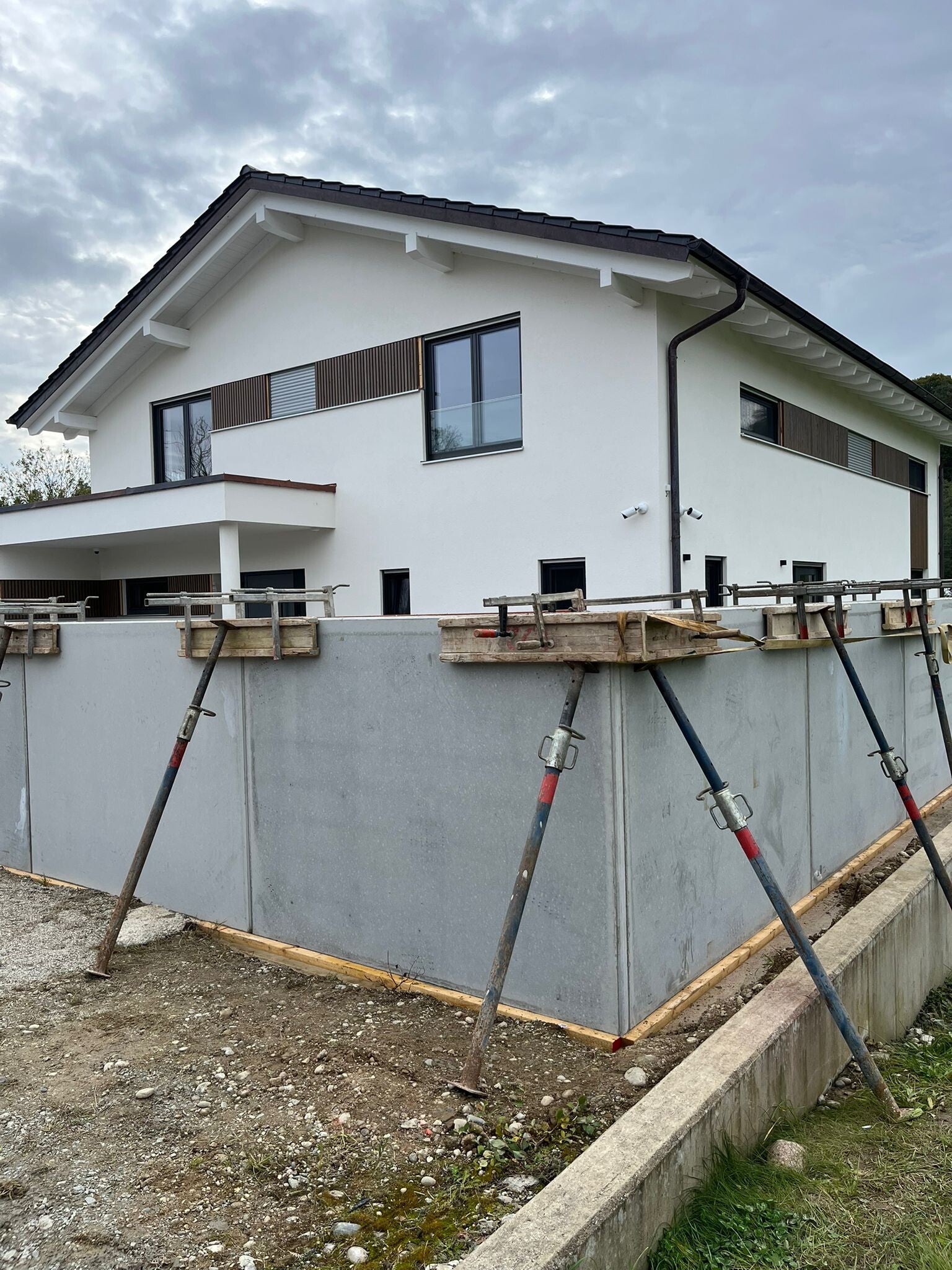 c4fd3695-35de-41c9-83a3-2cb10ad05f2e-standard.jpg