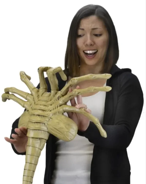 ALIEN - FACEHUGGER LIFE SIZE PROP FOAM REPLICA