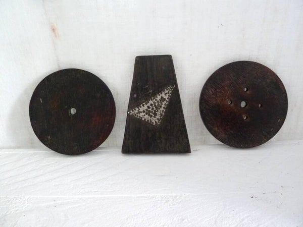 241207 - 3 Wooden Old Ethiopian African Mursi lip plate's - Ethiopia.