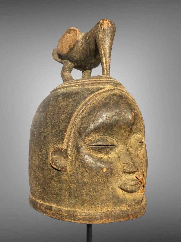 240348 - Old Traditional Authentic African IGBO Helmet Mask - Nigeria.