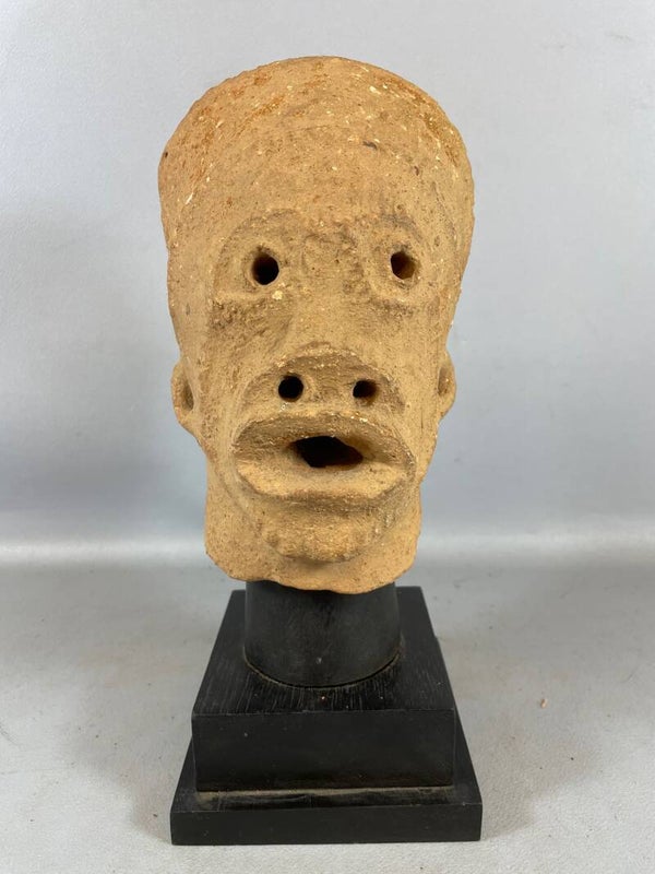 230602 - Antique Terracotta Sokoto double head on wooden stand - Nigeria