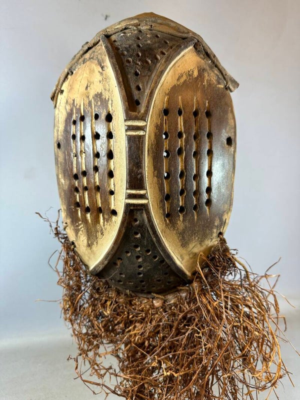 241152 - Rare African mask from the Yela or Mbole - Congo.