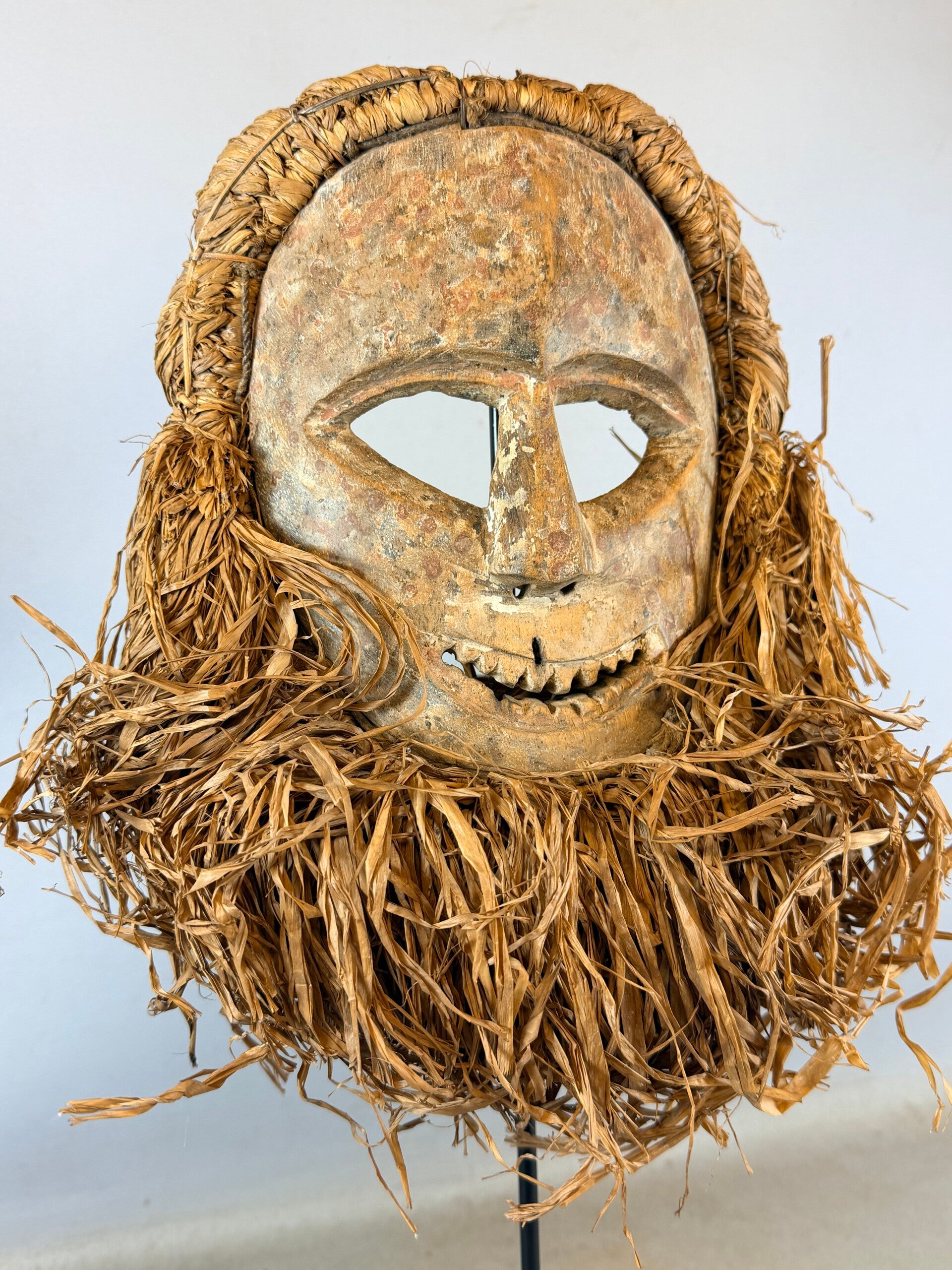 260418- Old African Ndaaka mask provincie Ituri - Congo.