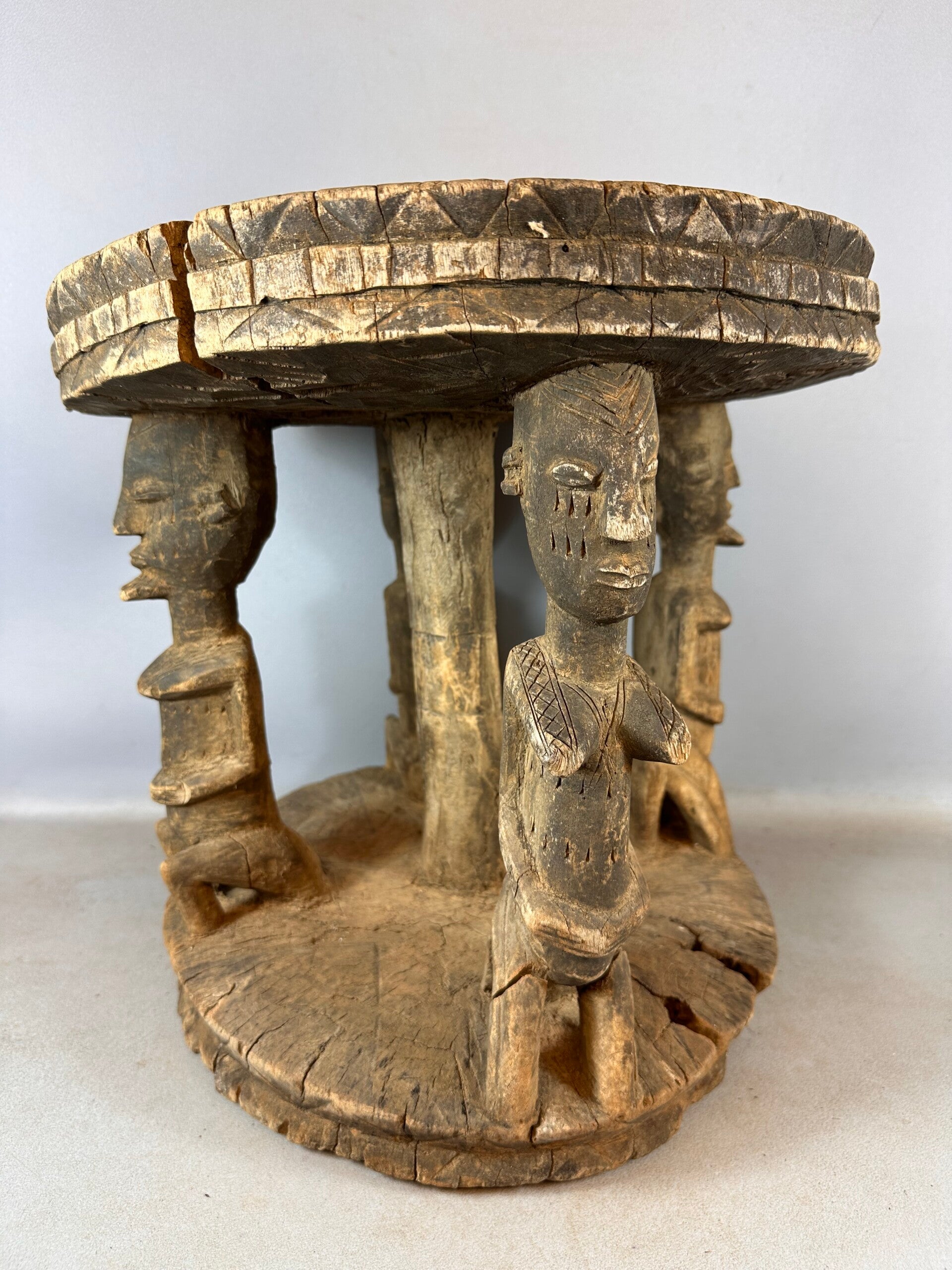 250321 - Extremely Rare Antique African Dogon stool - Ireli town - Mali