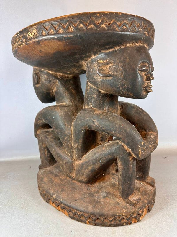 250345 - Rare African Makonde stool - Tanzania.