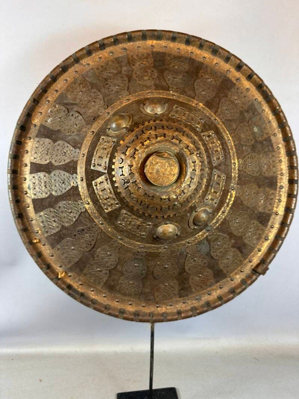 250432 - Large Tribal Used African Ethiopian Ras shield - Ethiopia