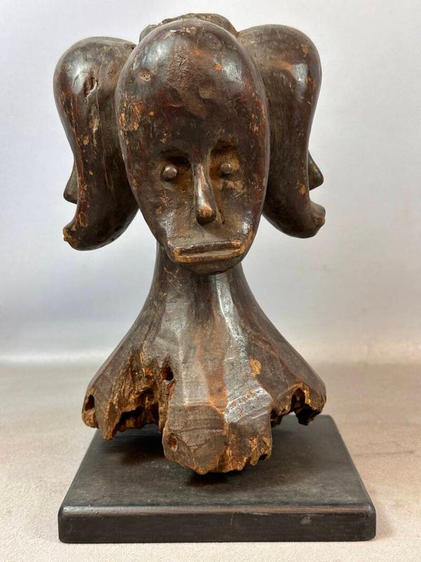 250515 - Old African Reliquiar Byeri Fang anthropomorphic sculpture - Gabon.