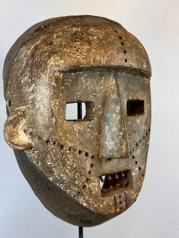 250525 - Rare Old African Ngbaka mask - Congo.
