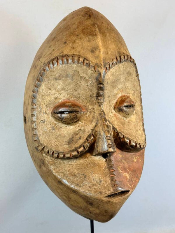 260682 - Rare Old African Ngbaka mask - Congo.