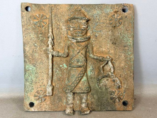 260715 - African Benin bronze plaque - Nigeria.