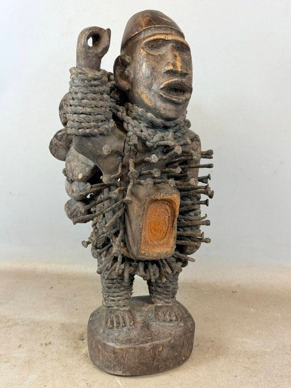 260719 - African Fetisch Bakongo Nkisi Nkondi statue - Congo.