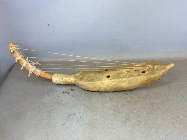 260722 - Traditional Rare Bamileke harp - Cameroon.