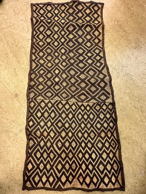 240538 - African Raffia fiber carpet from the Kuba people. - Congo.