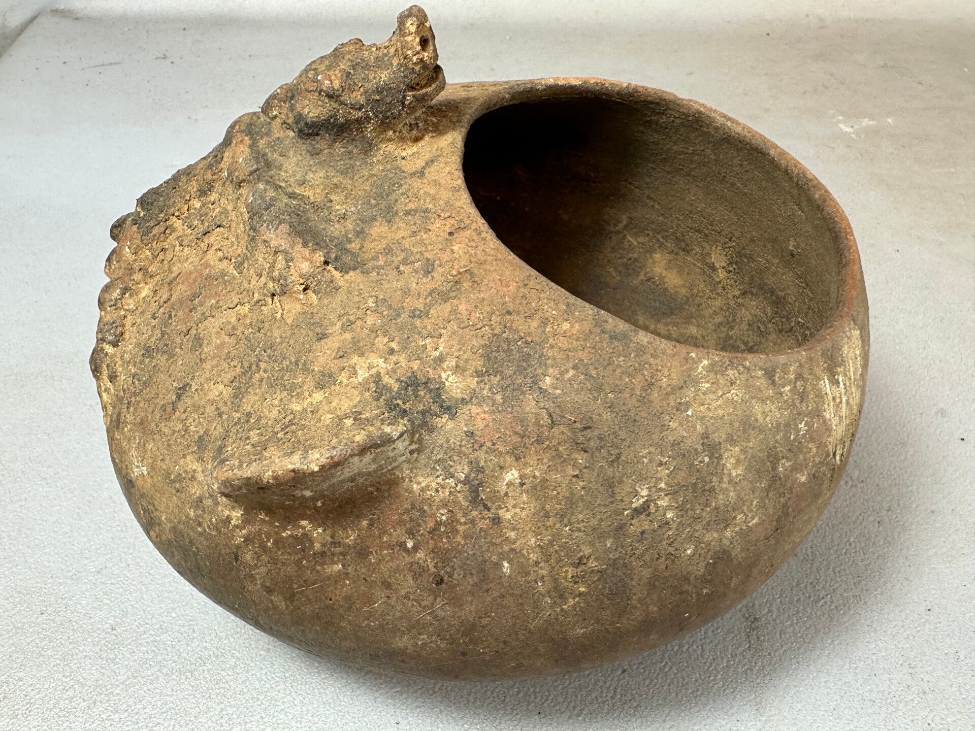 240620 - Anthropomorphic Ceremonial Terracotta Vessel Igbo Izzi people - Nigeria