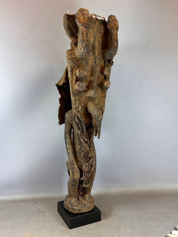 250927 - Antique African ritual Grebo dance sculpture with mask - Iv. Coast.