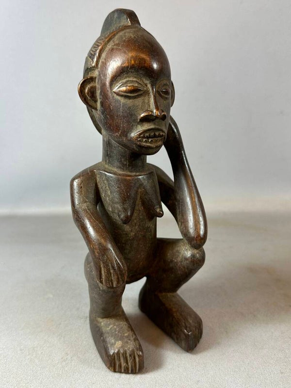 240761 - Little Old en Rare African Tabwa sculpture - Congo