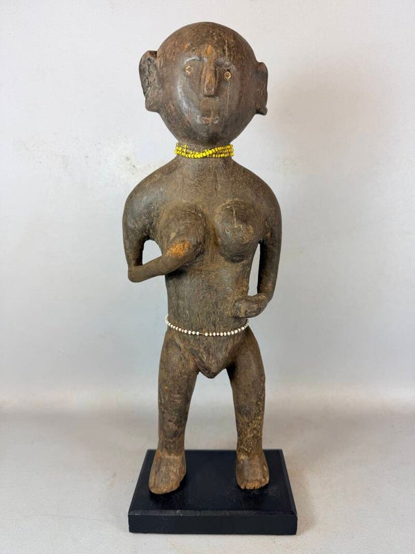261121 - Old Rare African Nyamezi statue - Tanzania.