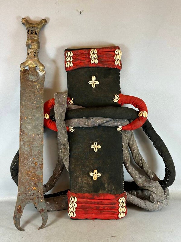 240910 - Traditional Rare Bamileke dance sword - Cameroon.