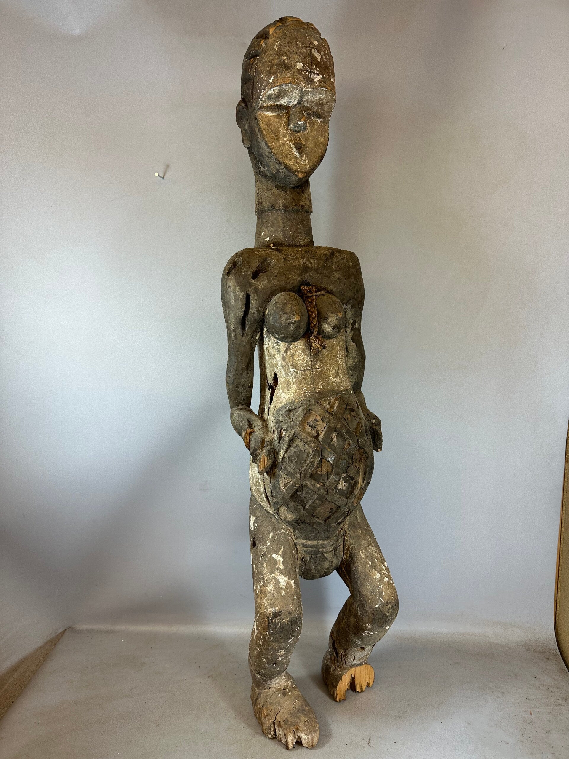 241009 - Antique, Rare & Large - 118 cm - African Mitshogo Vuvi statue - Gabon