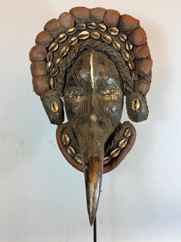 260825 - Rare African Monkey / Bird Mask from the Dan People - Liberia.