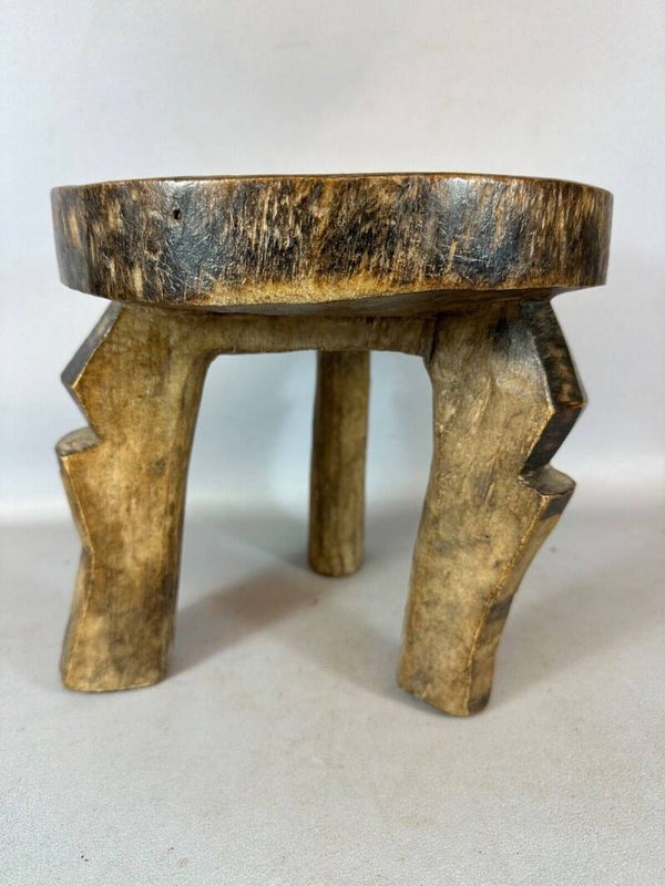 230744 - Antique Ethiopian 3 leg stool - Ethiopia.
