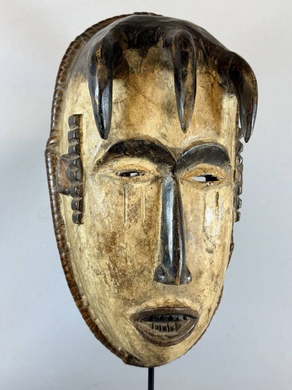 260518 - Nice African Hemba Horn Mask - Congo