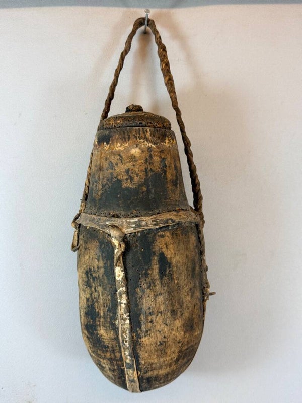 260837 - Old African Ethiopian Authentic wooden basket - Ethiopia.