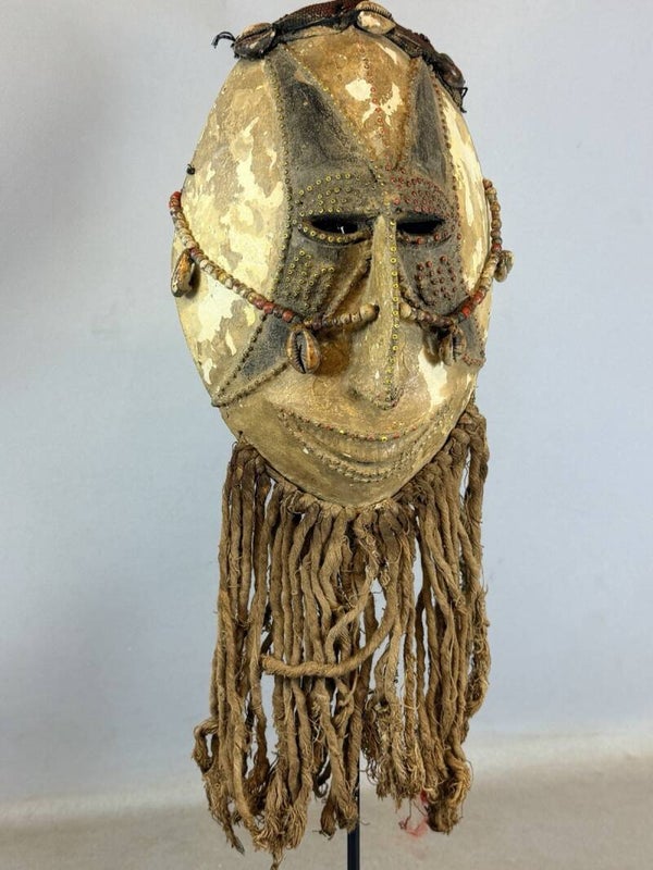 260446 - Old Traditional Authentic African IGBO Mask - Nigeria.