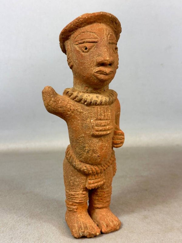 250638- Old African Terracotta Nok statue - Nigeria
