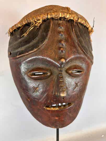 250411 - Rare Old African Traditional Lovale mask of the Chokwe - Angola.